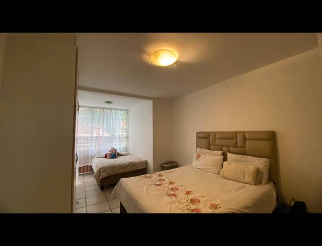 1.5 BEDROOM FLAT FOR SALE IN GLENWOOD